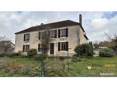 maison 7 pièces 202 m²