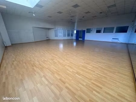 local commercial 429 m² chateau-gontier