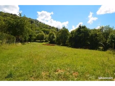 terrain 2 495 m² digna