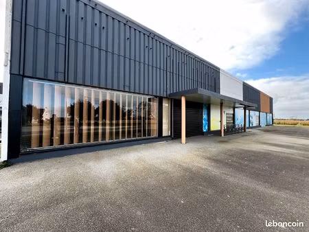 local 500 m² ploudalmezeau