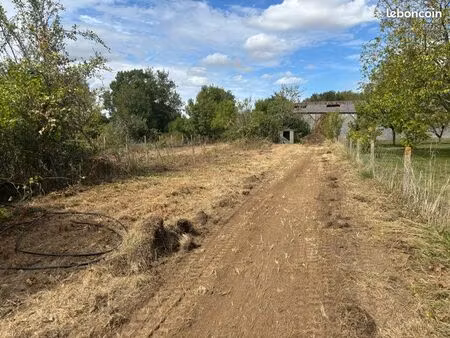 terrain particulier de 1000 m2 avec permis de construire accordé pr maison individuelle de