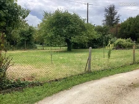 terrain constructible à barbezieux
