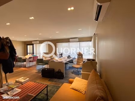 bureaux 93 m² puget-sur-argens