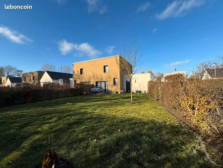 maison 4 pièces 82 m²