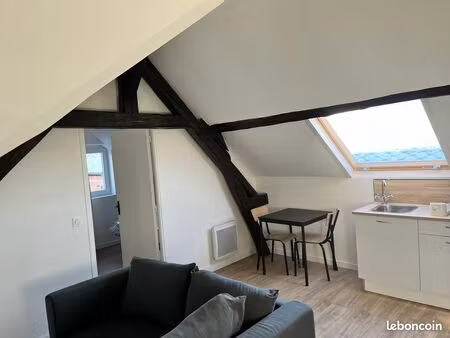 ◊proche mairie et centre-ville – f2 meublé refait à neuf