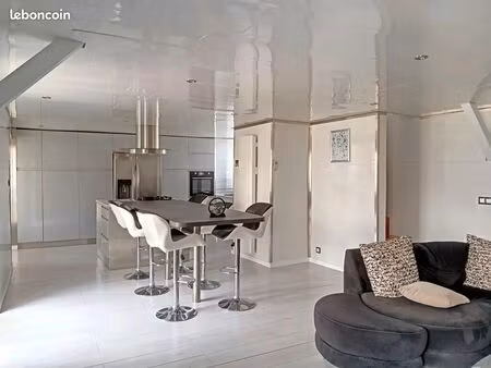 maison 5 pièces 150 m²