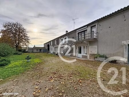 maison 7 pièces 223 m²