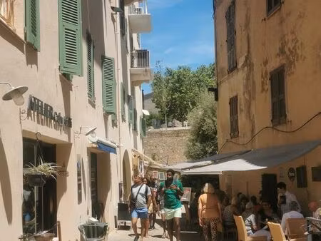 boutique centre ville de calvi