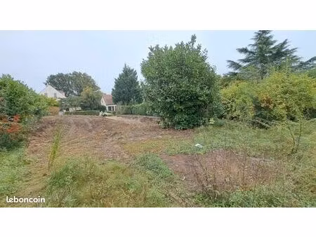 terrain 460 m² breuillet