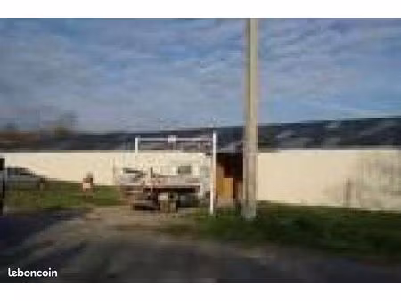 garage/box 7 m² corze