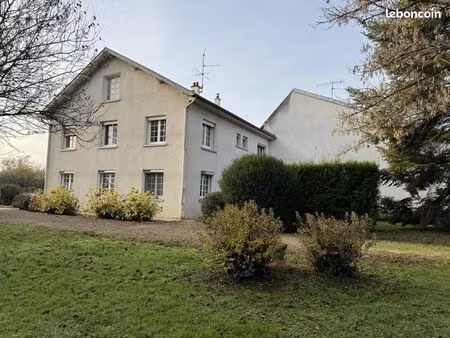 maison 8 pièces 166 m²