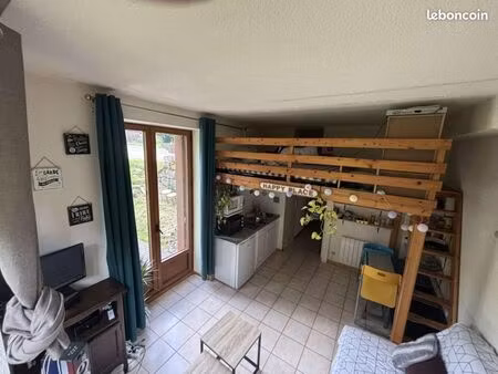 studio 1 pièce 18 m²