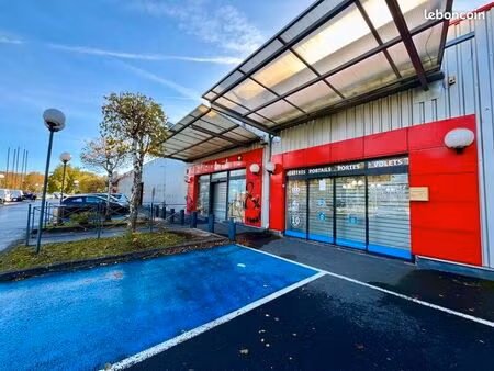 local commercial 910 m²