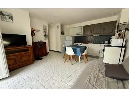 appartement le château-d'oléron 32.31 m² t-2 à vendre  132 000 €