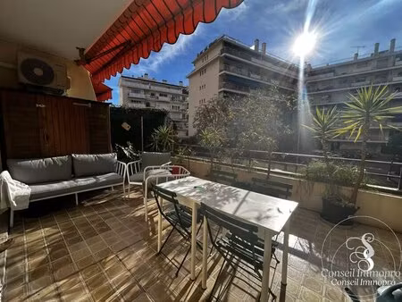 le cannet – grand studio avec terrasse plein sud – fort potentiel