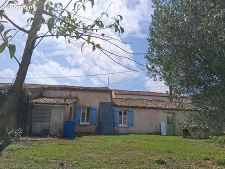 jolie maison de village