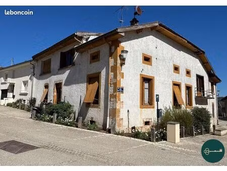 immeuble 260 m² pagney-derrière-barine