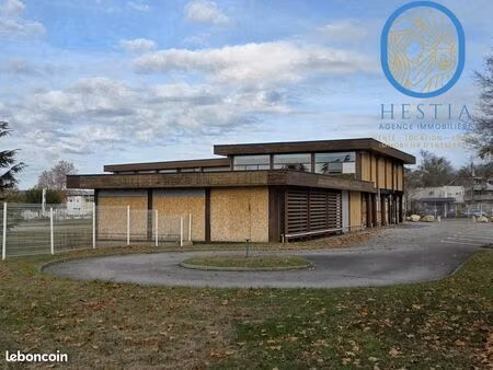 bureaux 1717 m² romans-sur-isère