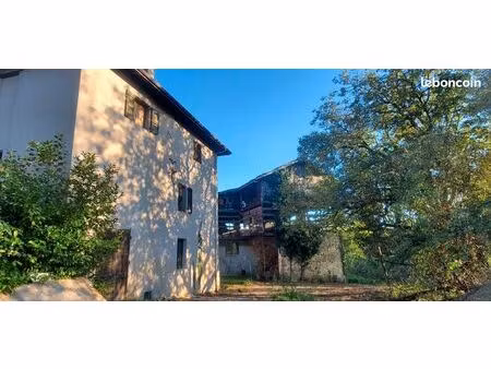 maison de campagne + appartement