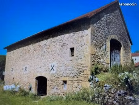 immeuble 240 m² molieres