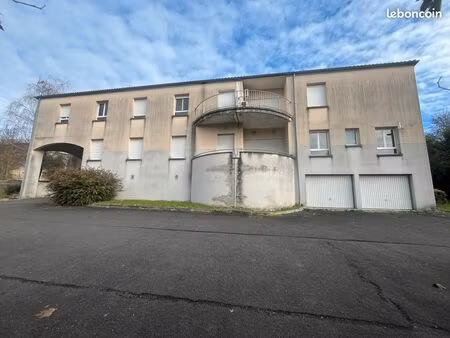 immeuble 546 m² – coliving / 13 lots – parkings & dépendances