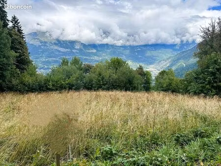 terrain constructible de 1500 m²-vue sur le mont blanc