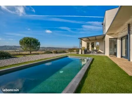 maison 5 pièces 156 m²