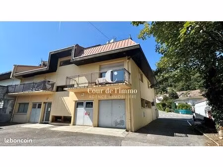 immeuble 15 pièces 482 m²