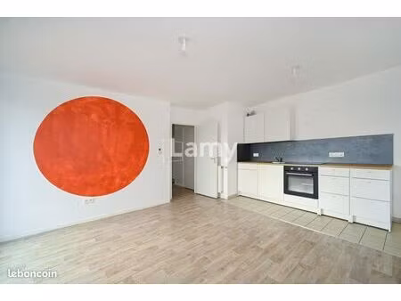 appartement 3 pièces 55 m²