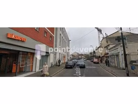 commerce divers 101 m²