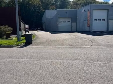 loue hangar + bureaux mégazone 1000 voie principale henriville