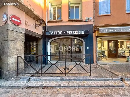 local commercial 130 m² thuir