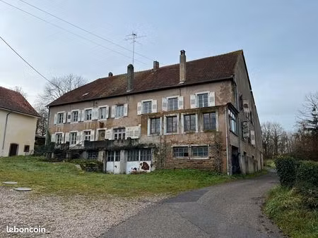 maison de 457m2 sur 8 ares à rénover