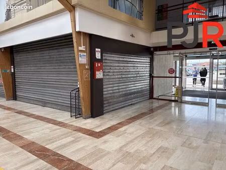 local 61 m² tomblaine