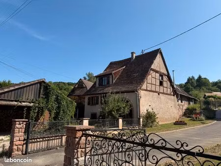 propriété à rénover avec dépendances