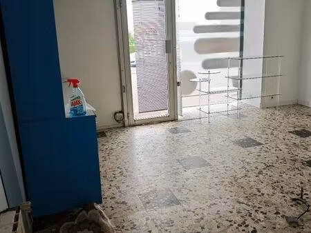 local commercial a louer pres de lidl maxeville environ 118m2