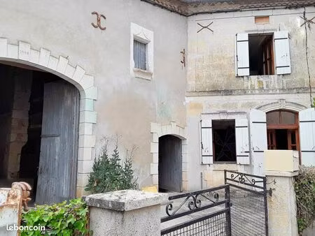 proche mussidan maison 80 m2 avec garage entrepôt 80m2 possible étage