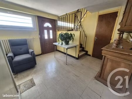 pavillon 5 pièces 112 m²