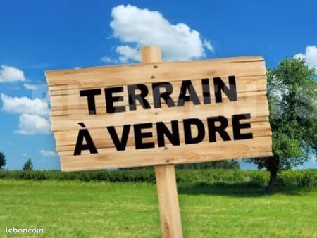 terrain 600 m² esbly