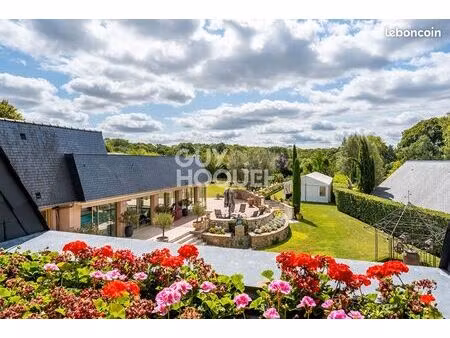 propriété 9 pièces 313 m²