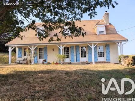 propriété 6 pièces 117 m²