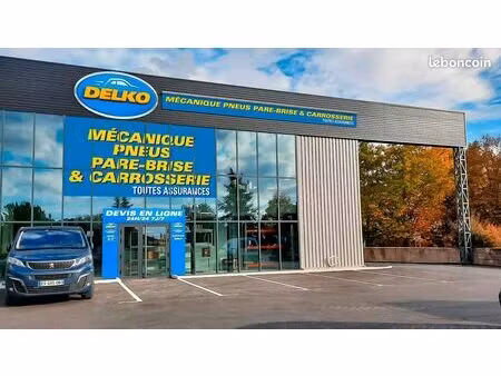 garage automobile  garage 370 m² cahors