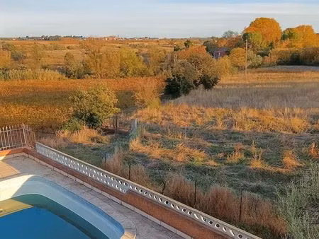villa t5 avec piscine et vue panoramique sur la campagne
