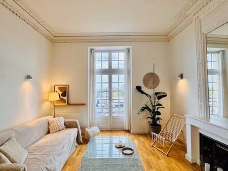 charmant t1 bis meublé 35m2 - hypercentre vue garonne