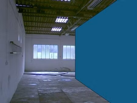 loue cellule d'activité professionnelle ou stockage (+/- 177m²)