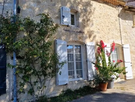 maison de village classée 140 m²