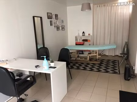 mi temps dans bureau paramédical