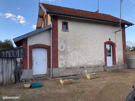 maison    bon états