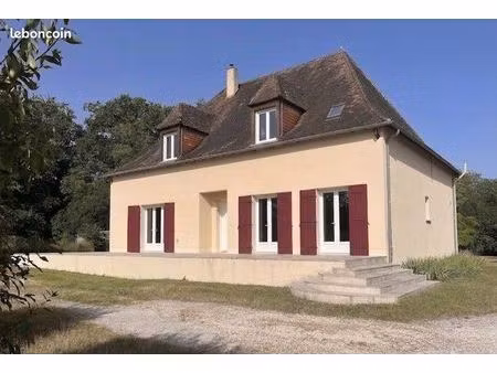 maison 6 pièces 185 m²