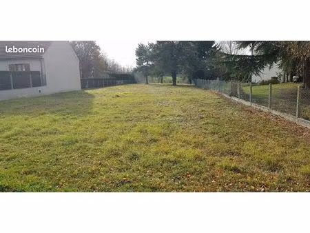 terrain 2340 m2 orbigny